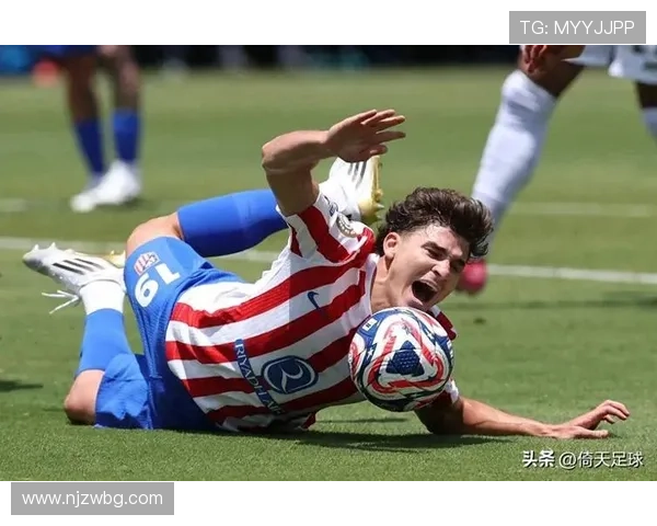 美国足球明星时尚穿搭大揭秘展现运动与潮流的完美结合 美国足球明星时尚穿搭大揭秘展现运动与潮流的完美结合