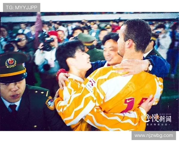 从草根到巅峰足球明星背后的艰辛与奋斗历程